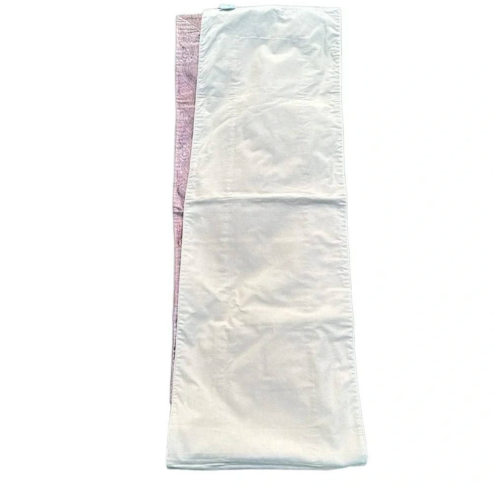 Crate & Barrel Table Runner Florentine Silk